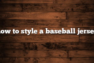 how to style a baseball jersey